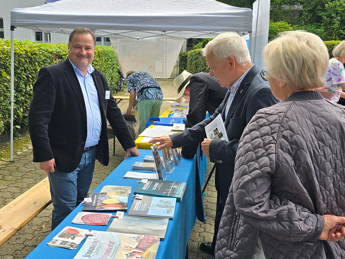 Foto: Infostand des Oberschlesischen Landesmuseums © Foto: Damian Spielvogel